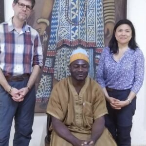 Lire la suite à propos de l’article EXPOSITION DE BANA BOTANICA AU PALAIS ROYAL DE BANA